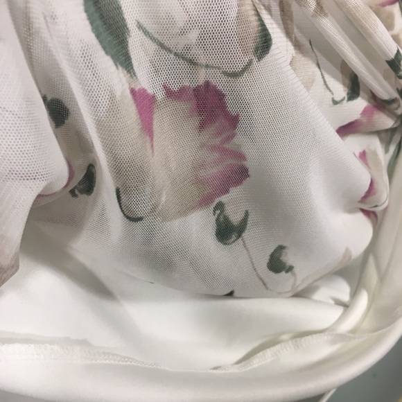 Floral Sleeveless V-Neck Charlotte Russe Dress - Picture 7 of 8